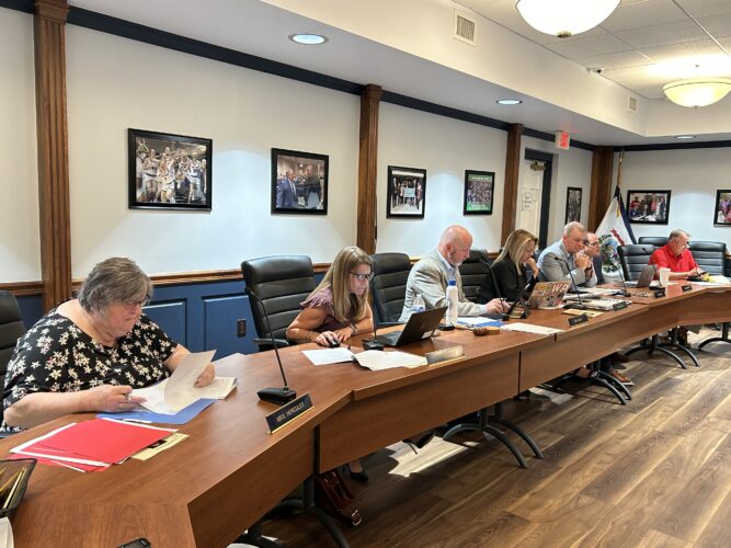 Proposed Ohio County Schools Cellphone Policy Now Before Principals for Comment